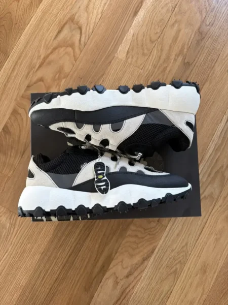 Clints Co TRL Footprint 2.0 Beige Black Low Sneakers Sz 10