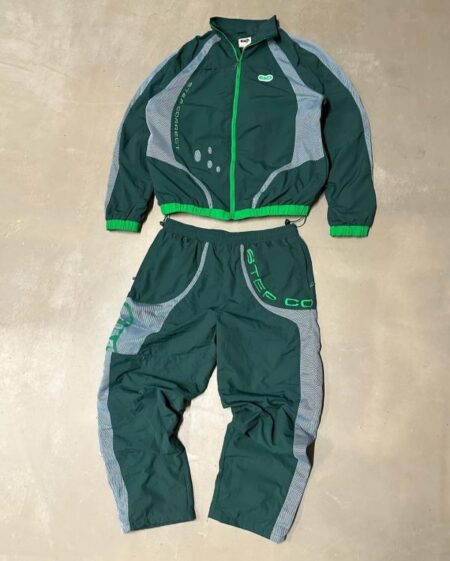 Discover the perfect Clints Fusion Tech Tracksuit Green for every style and season. From cozy classics to trendy designs, find your new favorite with us.