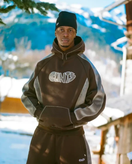 Discover the perfect Fleece Panel Sweatpant - Brown for every style and season. From cozy classics to trendy designs, find your new favorite with us.